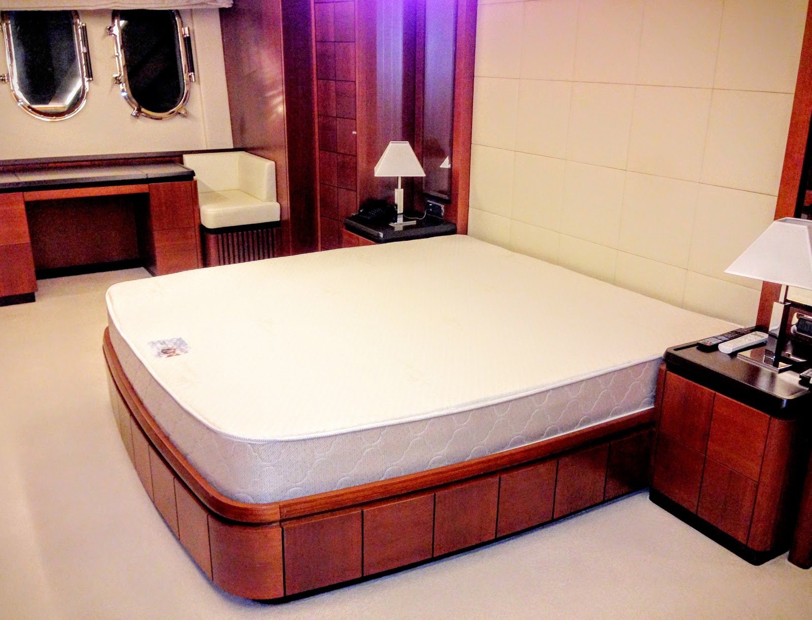 comfort custom mattresses & marine bedding inc