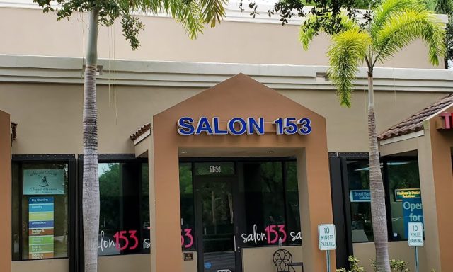 Salon 153