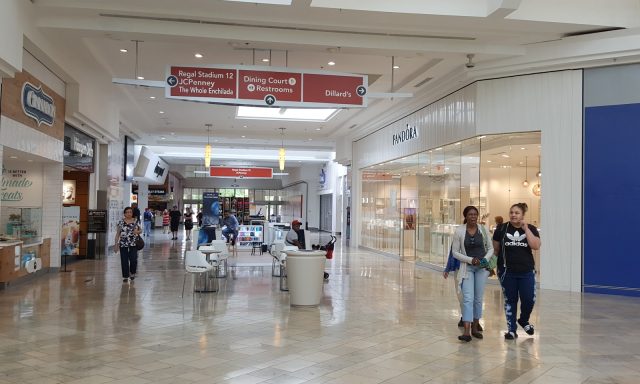 Westfield Broward Mall – (Food Court Ent)