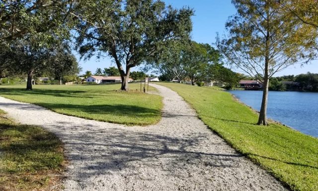 Jacaranda Lakes Park