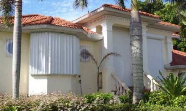 Hurricane Shutters Plantation