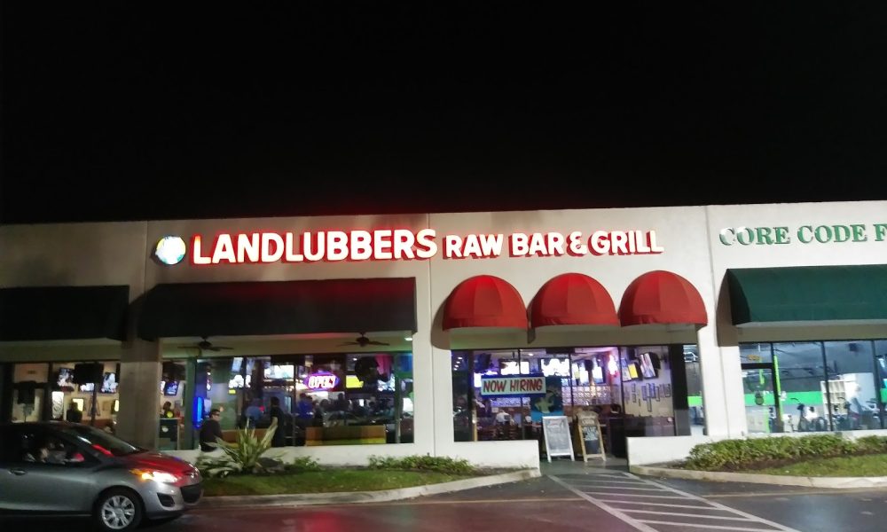 LandLubber's Raw Bar &amp; Grill