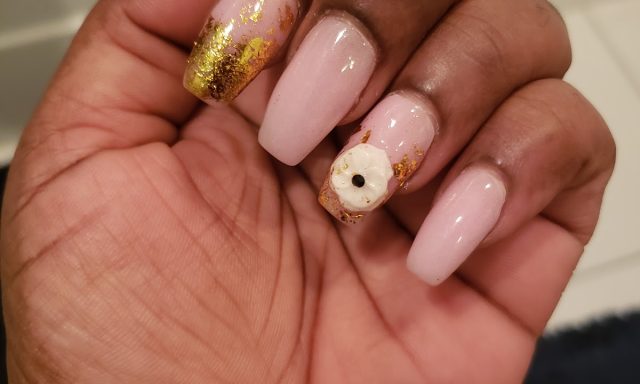 Lucky Nails