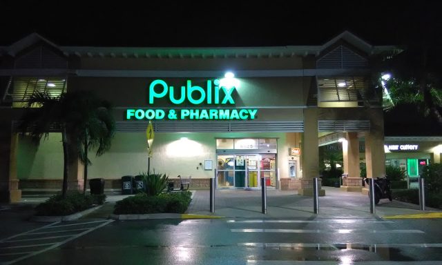 Publix Super Market at Westport Plaza