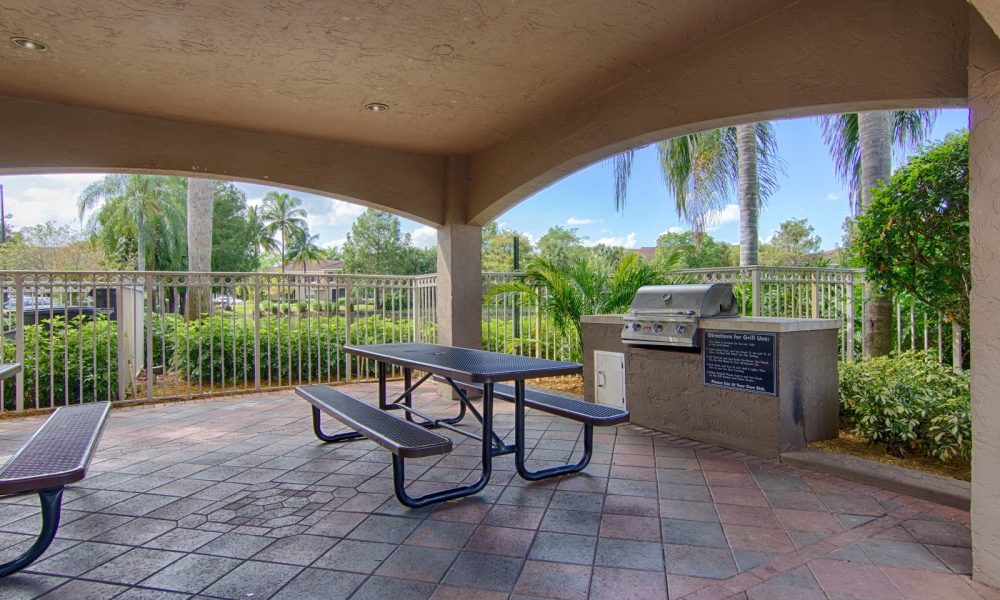 Camden Plantation Apartments