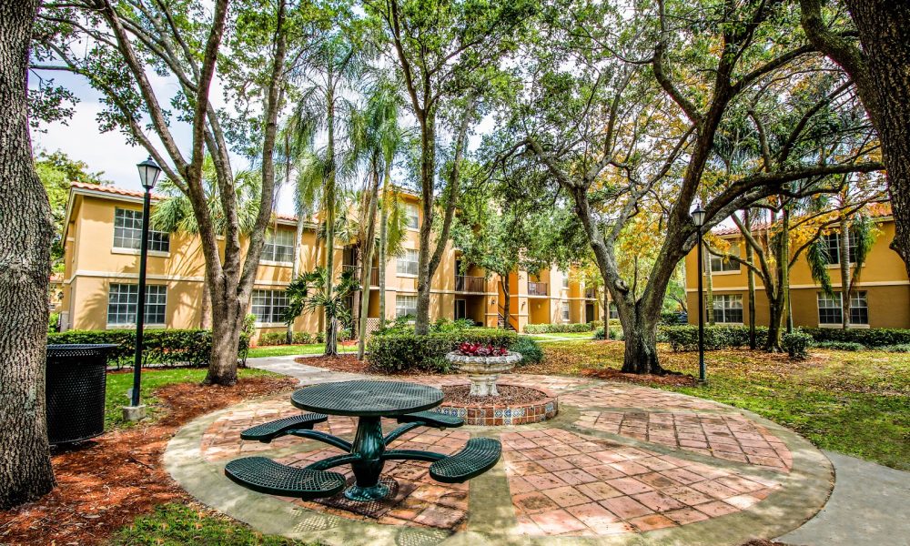 Gatehouse on the Green Apartments