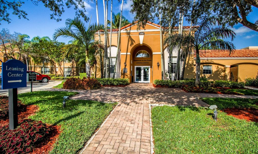 Gatehouse on the Green Apartments