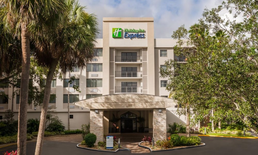 Holiday Inn Express &amp; Suites Ft. Lauderdale-Plantation