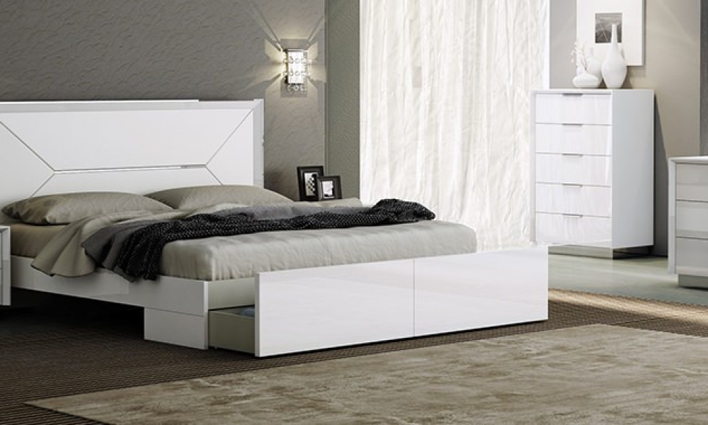 VENINI FURNITURE & MATTRESSES SUNRISE OUTLET