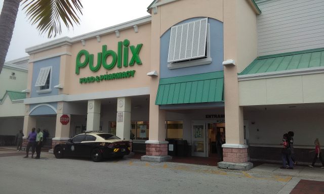 Publix Super Market at Inverrary Falls