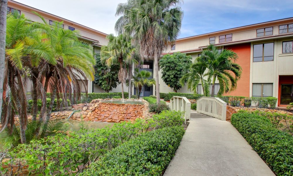 Eye Associates of Plantation