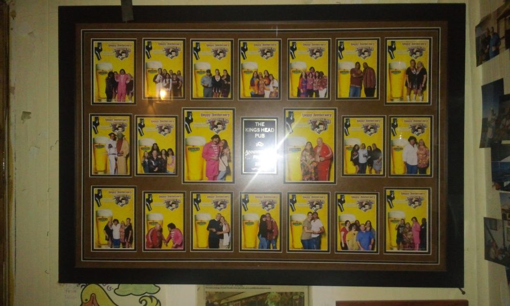 Kings Head British Pub Sunrise