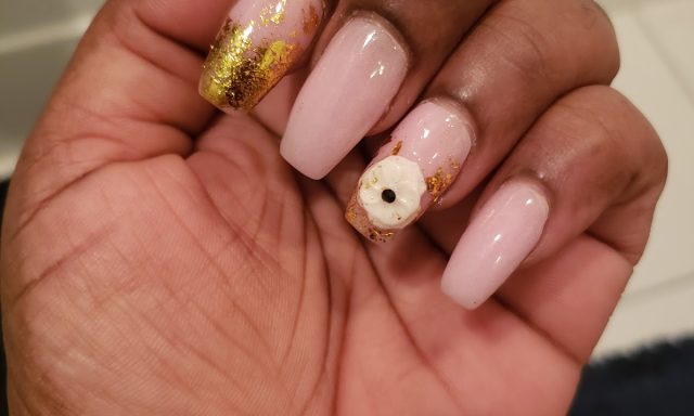 Lucky Nails
