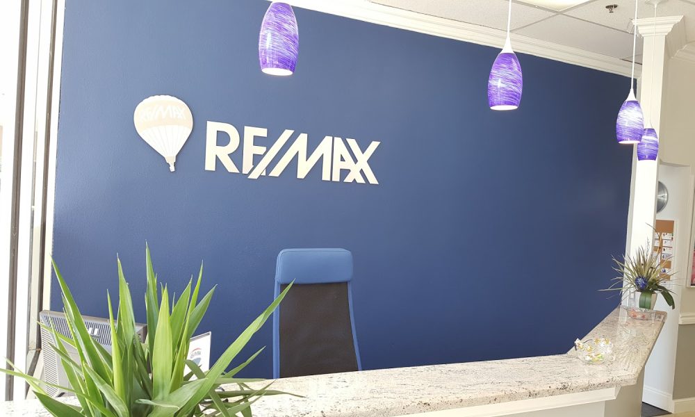 REMAX Realty Associates